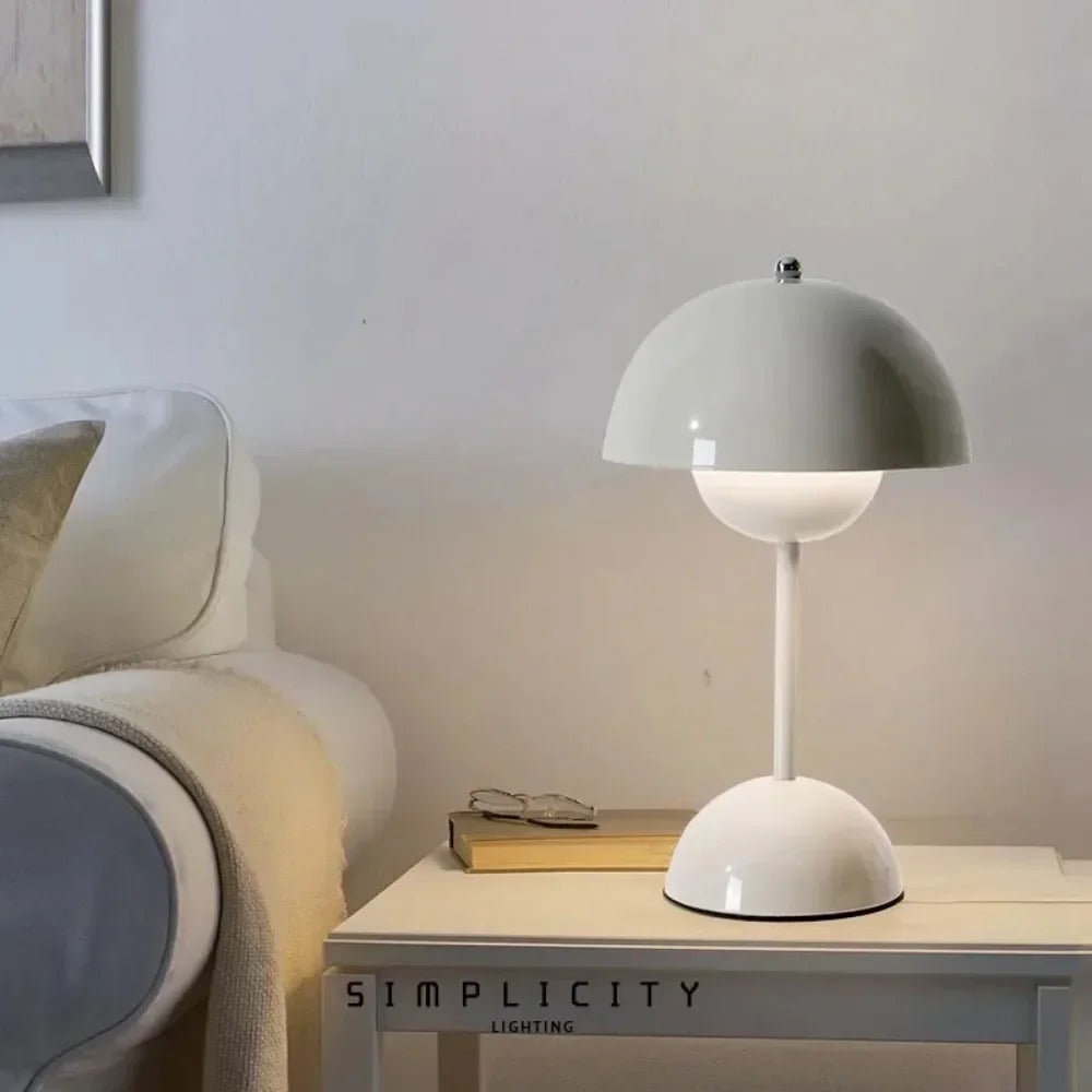 Kabellose LED-Tischlampe mit einstellbarer Helligkeit - Perfekt für Zuhause, das Büro oder den Innenhof
