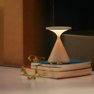 Stylische Kabellose LED-Tischlampe – Dimmbar & Tragbar