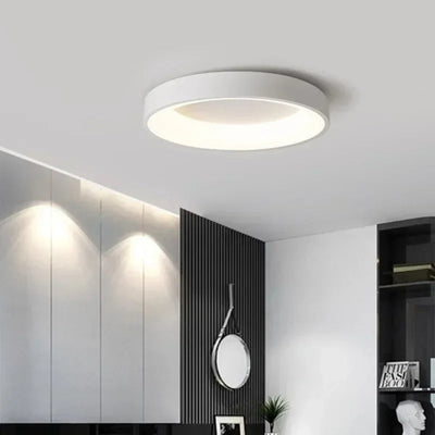 Nordische runde LED-Deckenleuchte mit Fernbedienung - Modernes, minimalistisches Design