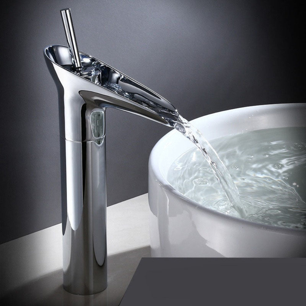 Antiker Wasserfall Wasserhahn für Badezimmer - Messinghahn mit klassischem Design