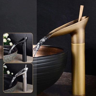 Antiker Wasserfall Wasserhahn für Badezimmer - Messinghahn mit klassischem Design