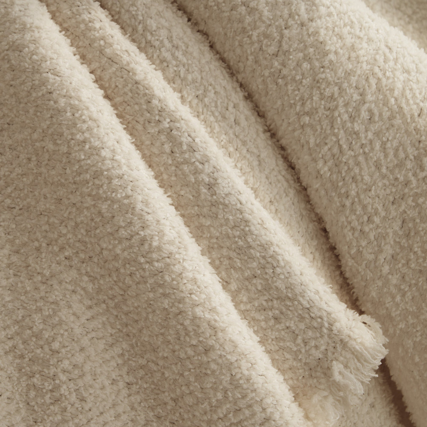 Wintherra - Reversible Wintersofabezug mit gesteppter Wärme