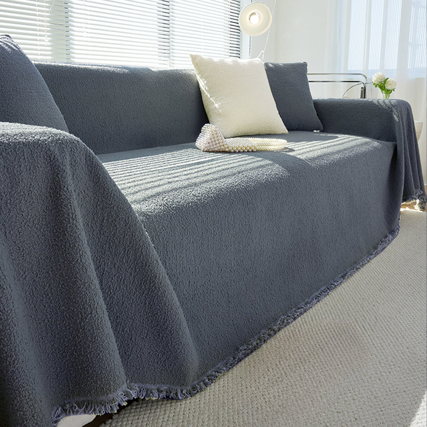 Wintherra - Reversible Wintersofabezug mit gesteppter Wärme