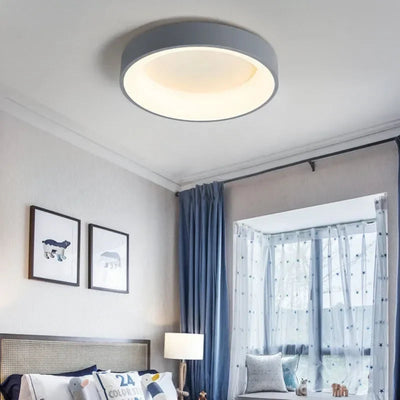 Nordische runde LED-Deckenleuchte mit Fernbedienung - Modernes, minimalistisches Design