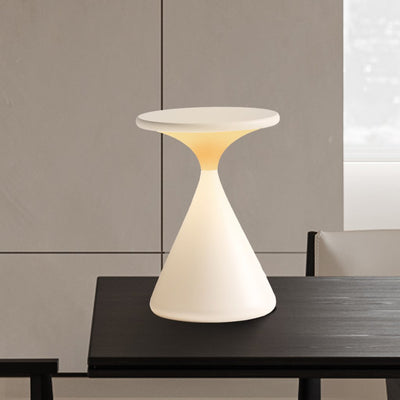 Stylische Kabellose LED-Tischlampe – Dimmbar & Tragbar
