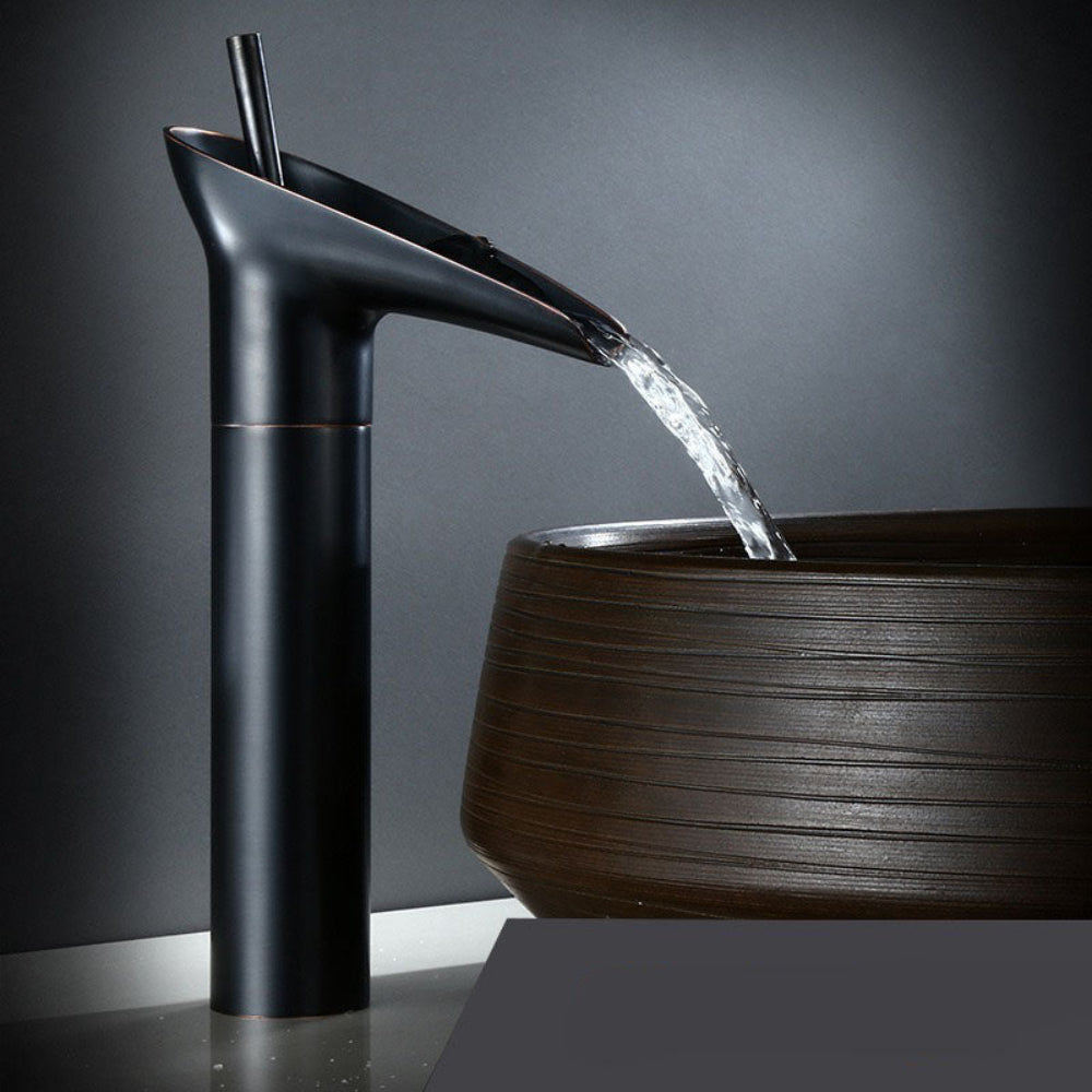 Antiker Wasserfall Wasserhahn für Badezimmer - Messinghahn mit klassischem Design